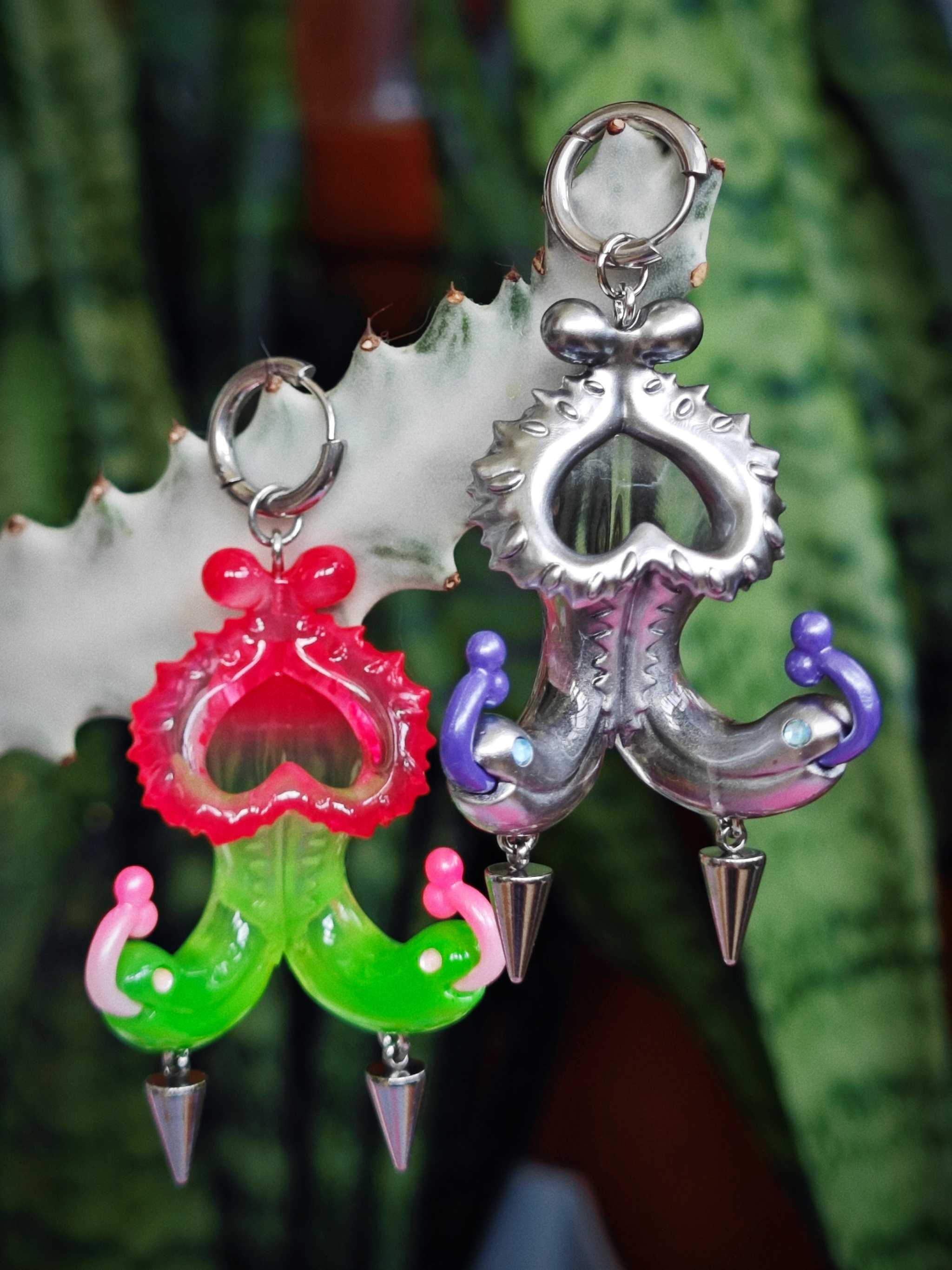 Twin-Headed Pitcher Serpent Earrings & Pendant — Mercury Violet