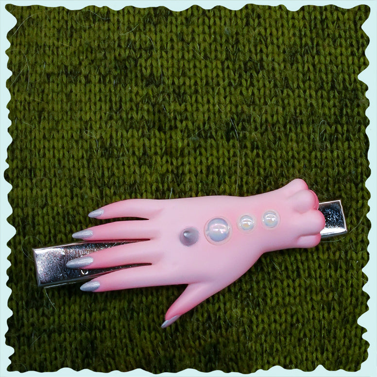 The pink fairy goblin hands earring, necklace & hairclips
